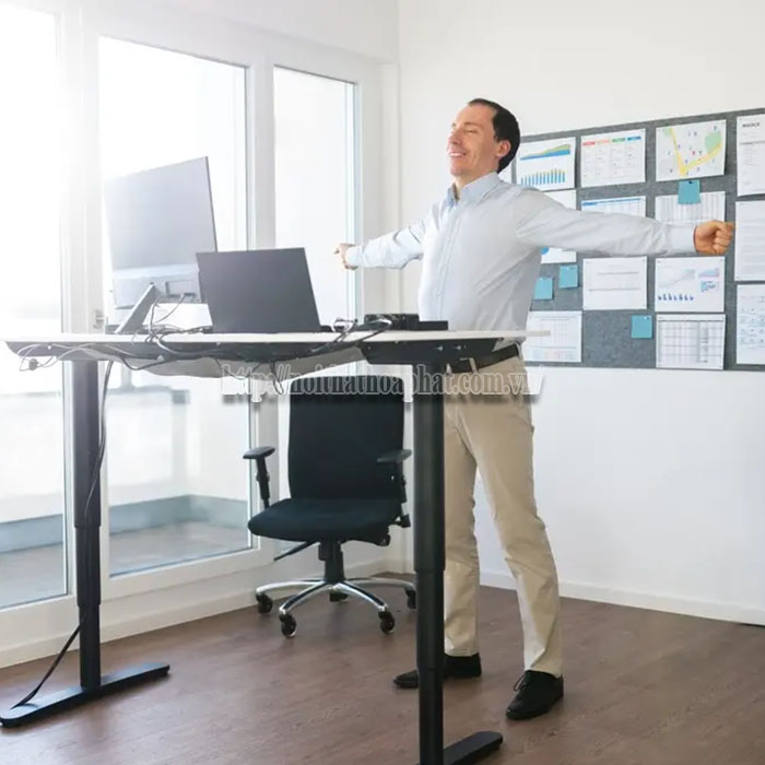 Bàn làm việc cho dân IT ngồi lâu không đau lưng-3 Bàn làm việc cho dân IT ngồi lâu không đau lưng-3