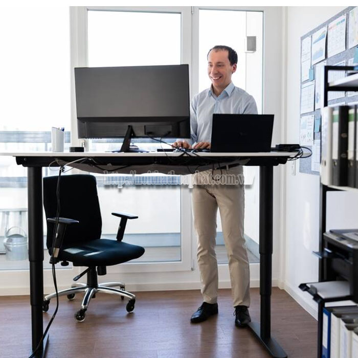 Bàn làm việc cho dân IT ngồi lâu không đau lưng-5 Bàn làm việc cho dân IT ngồi lâu không đau lưng-5