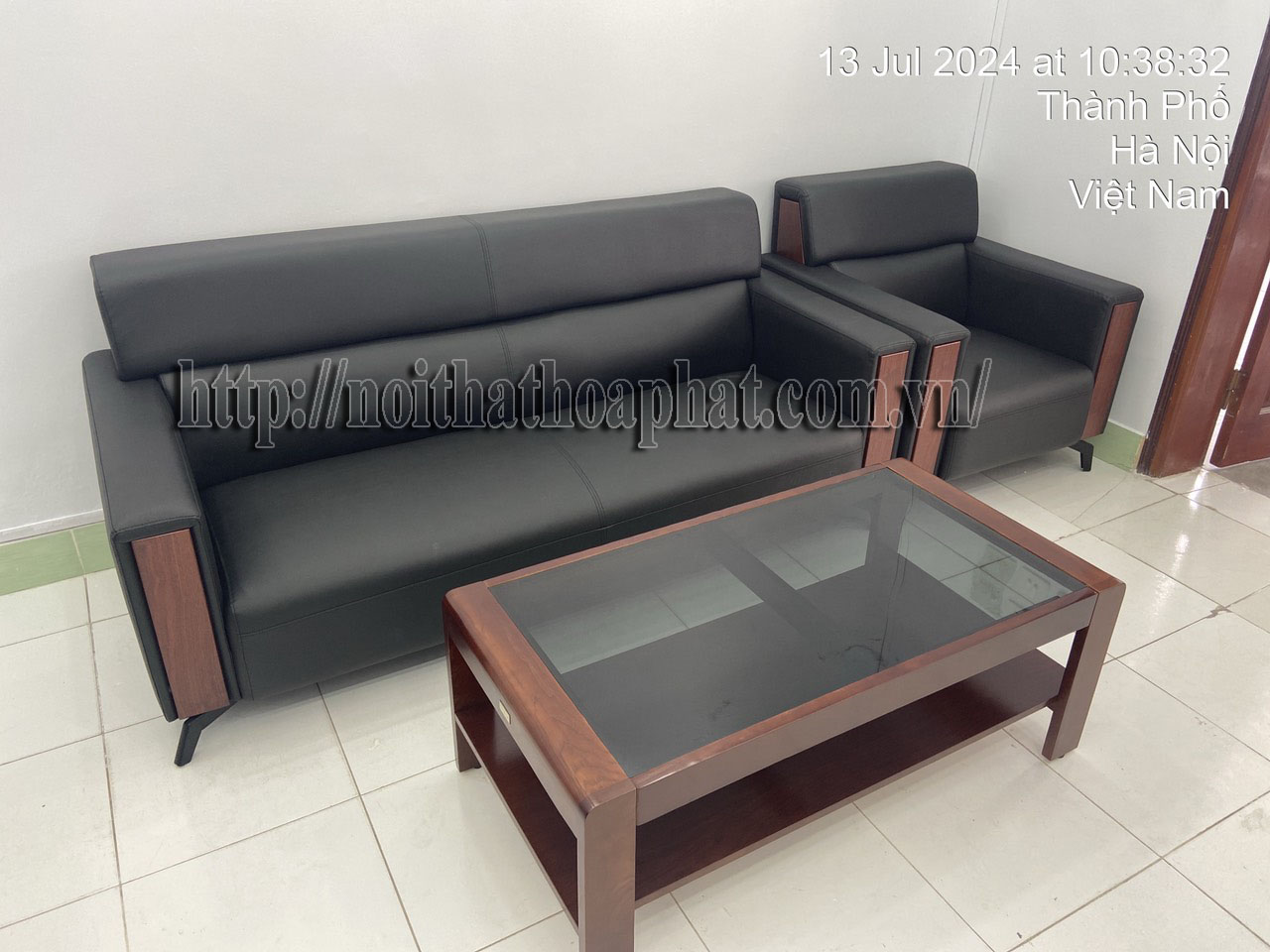 Hình ảnh thực tế bàn sofa văn phòng gỗ tự nhiên BSF65-2