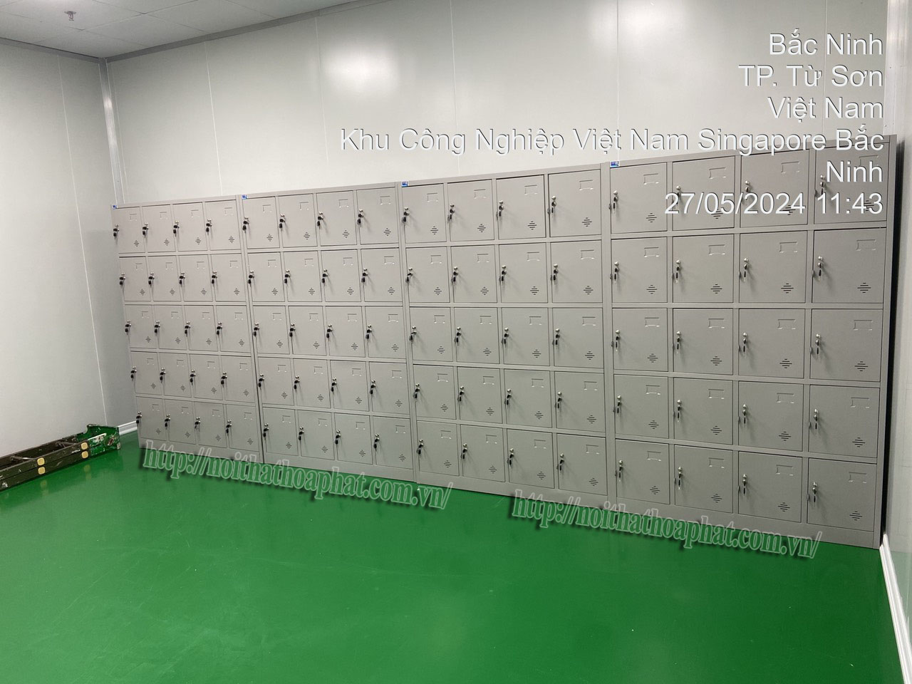Hình ảnh thực tế tủ locker 4 ngăn TU985-4K