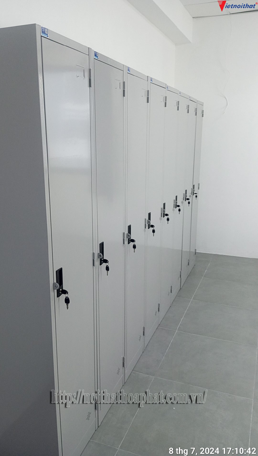 Hình ảnh thực tế tủ sắt locker TU981-1