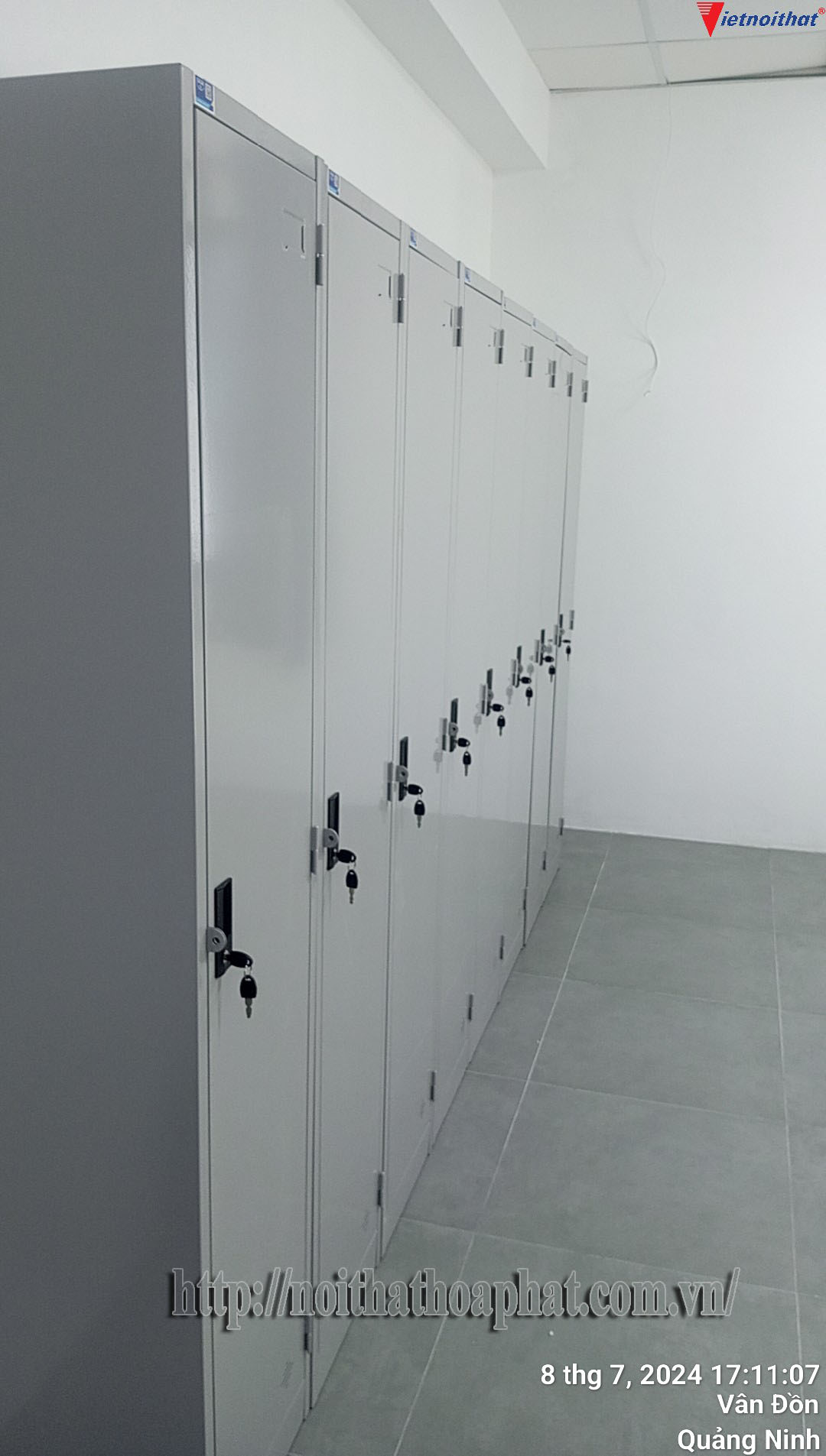 Hình ảnh thực tế tủ sắt locker TU981