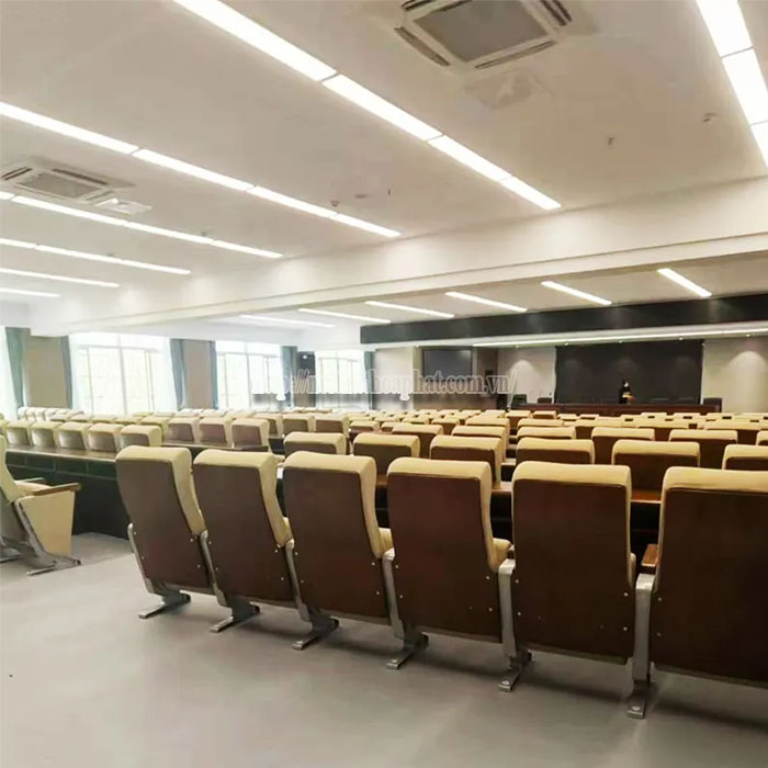 khuyến mãi ghế hội trường nhập khẩu cuối năm-3