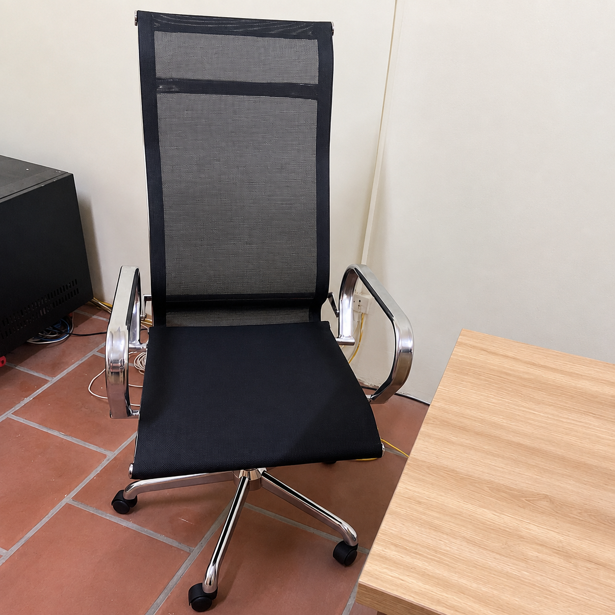 Hình ảnh thực tế Ghế lưới cao cấp GL320