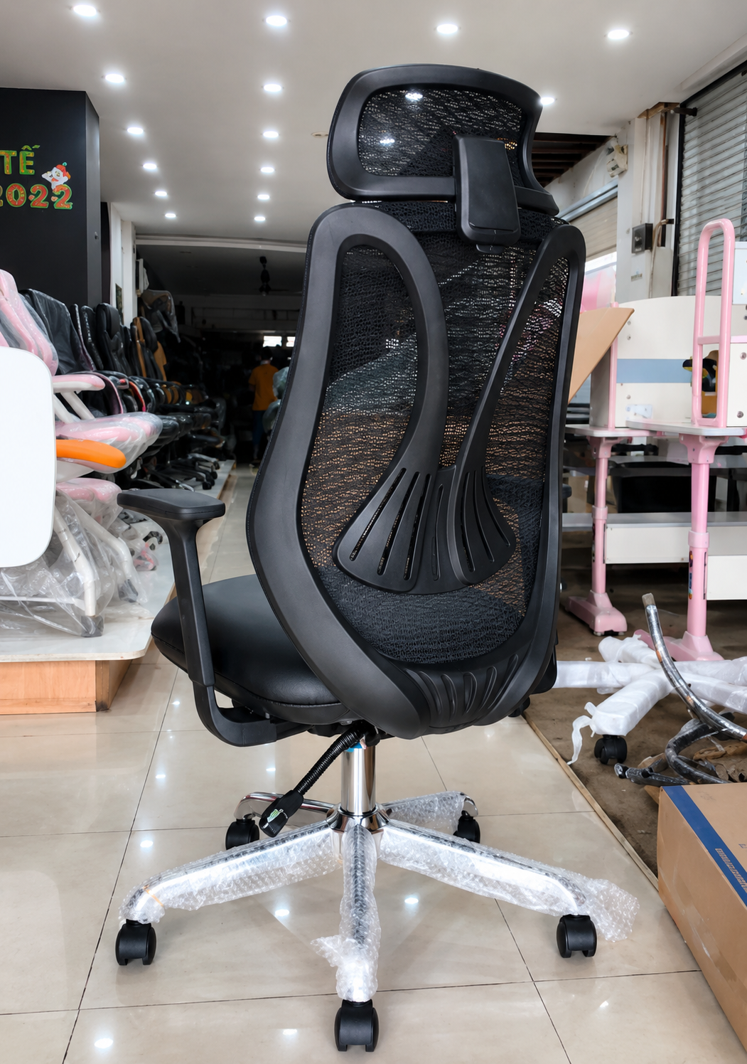 Ghế văn phòng GL335 Hòa Phát thực tế