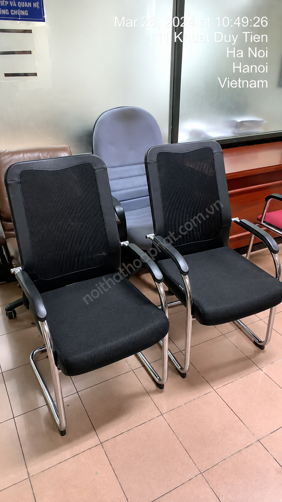 hình ảnh thực tế ghế họp tựa lưới GL411