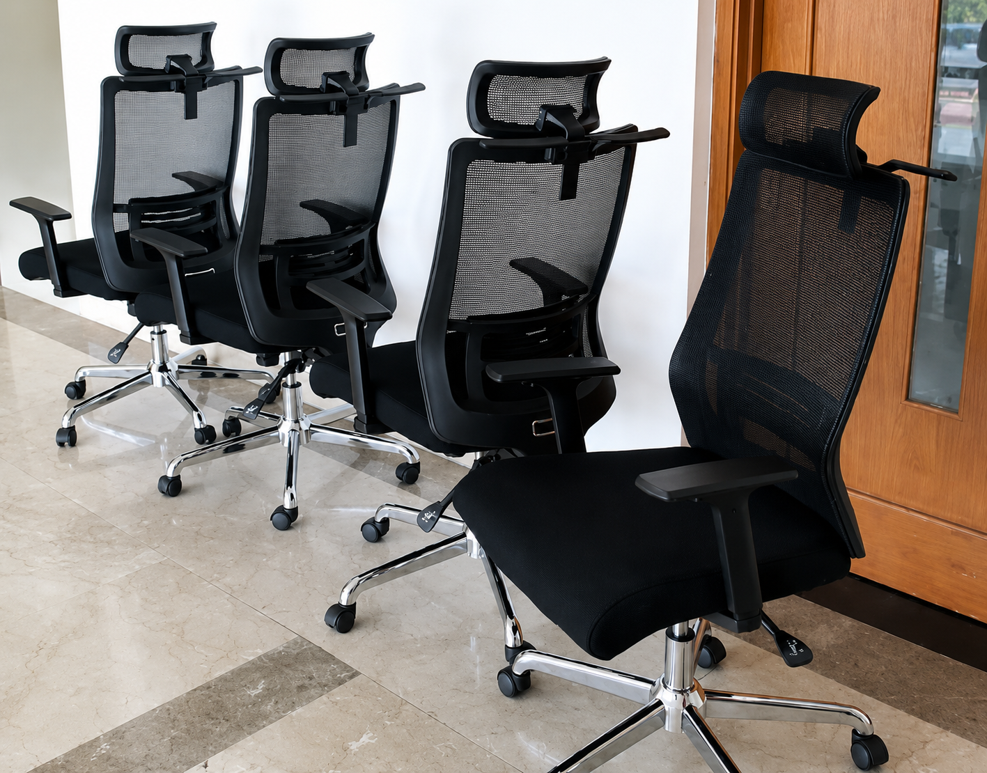 Hình ảnh thực tế Ghế lưới lãnh đạo GL324