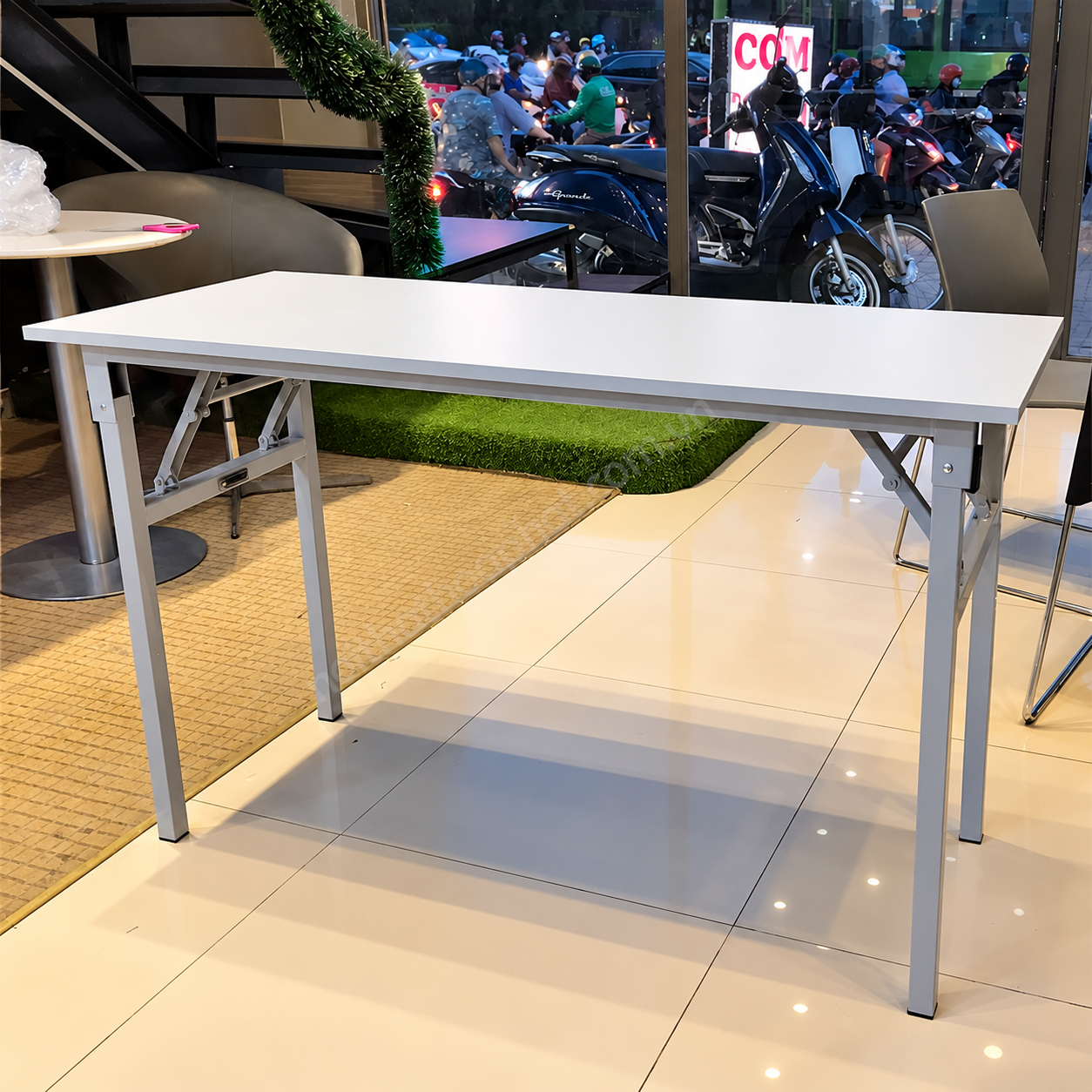 Hình ảnh thực tế bàn gấp khung thép BG06