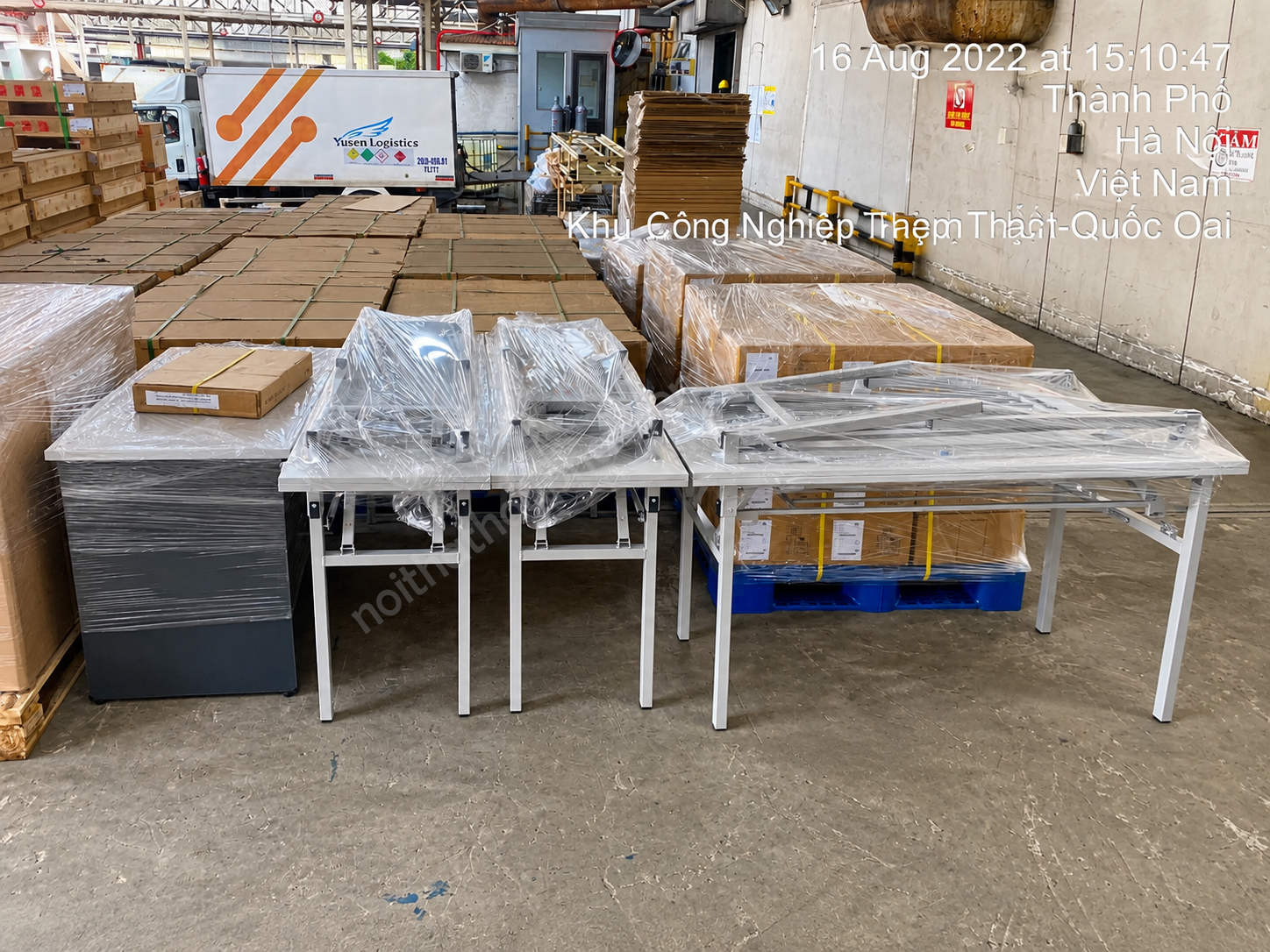 hình ảnh bàn gấp Hòa Phát