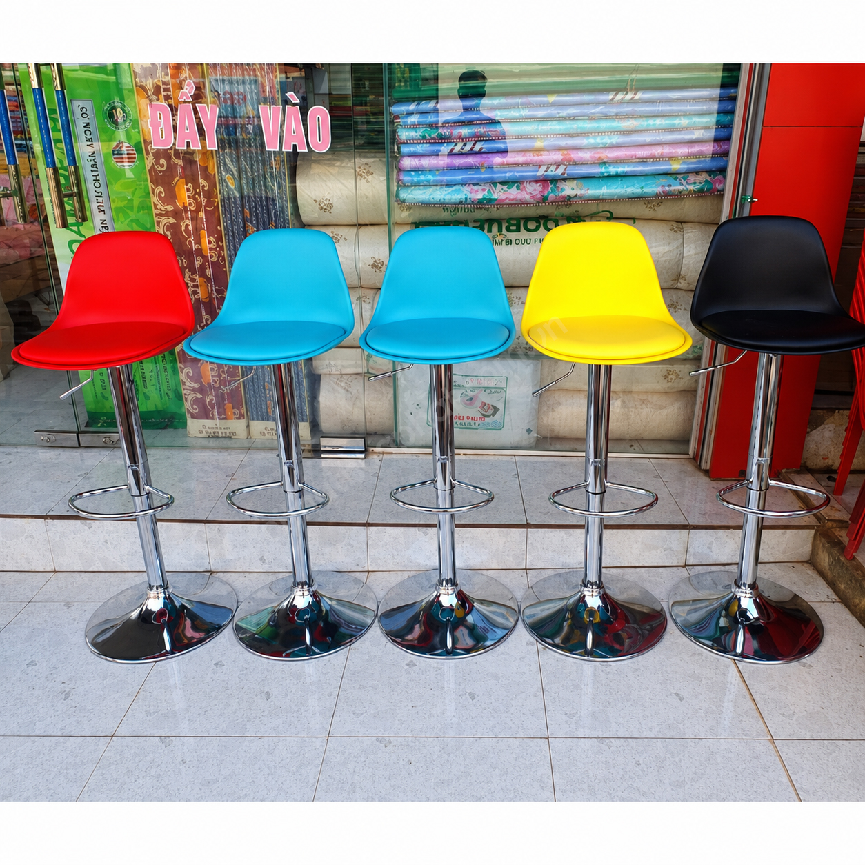 Ghế quầy bar SB36 n&acirc;ng hạ chiều cao linh hoạt