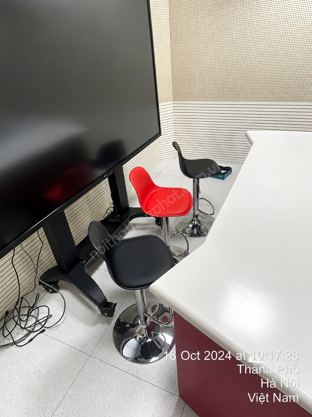 H&igrave;nh ảnh thực tế Ghế Quầy Bar SB36