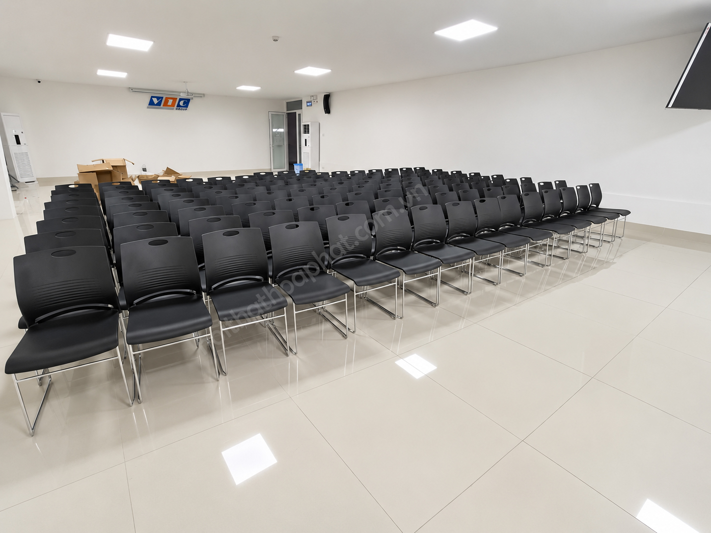 Ghế đào tạo G894 Hòa Phát thực tế