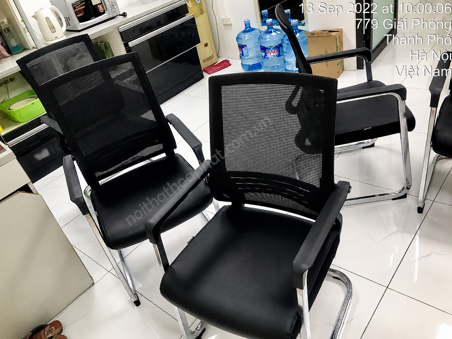 Ghế họp GL423 chân quỳ – Hình ảnh thực tế