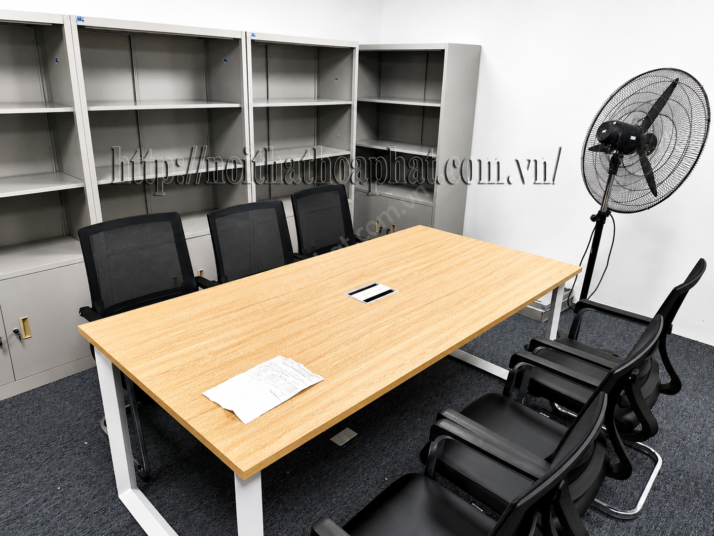 Hình ảnh thực tế Ghế họp khung thép mạ GL423