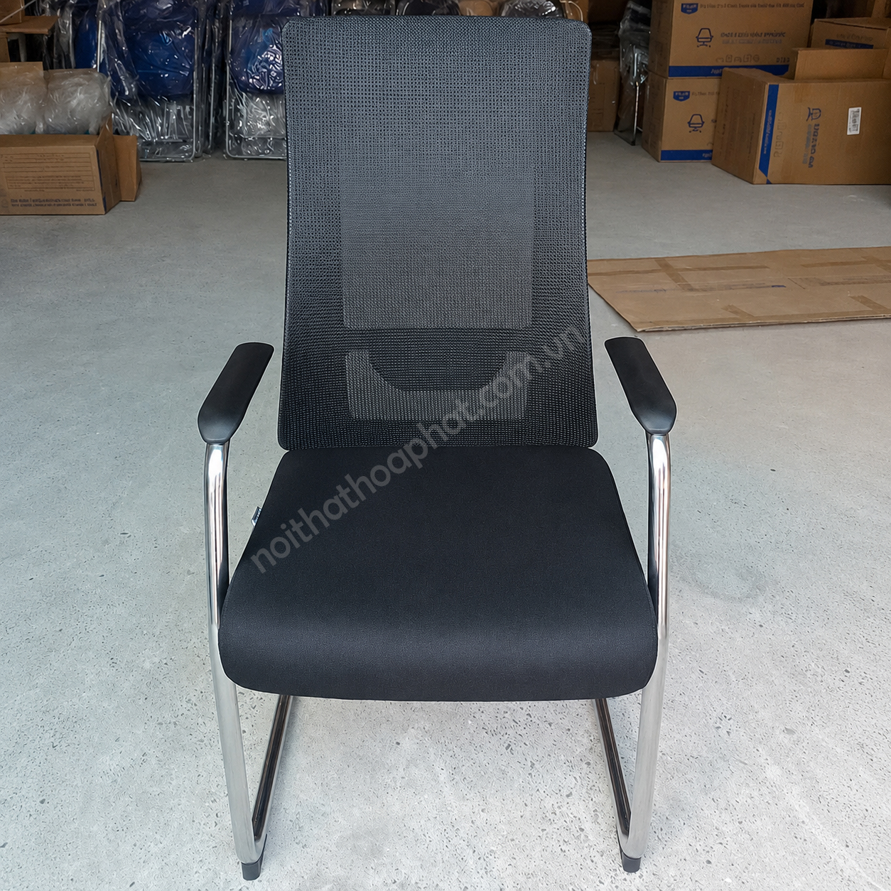 Hình ảnh thực tế ghế phòng họp chân quỳ GL430