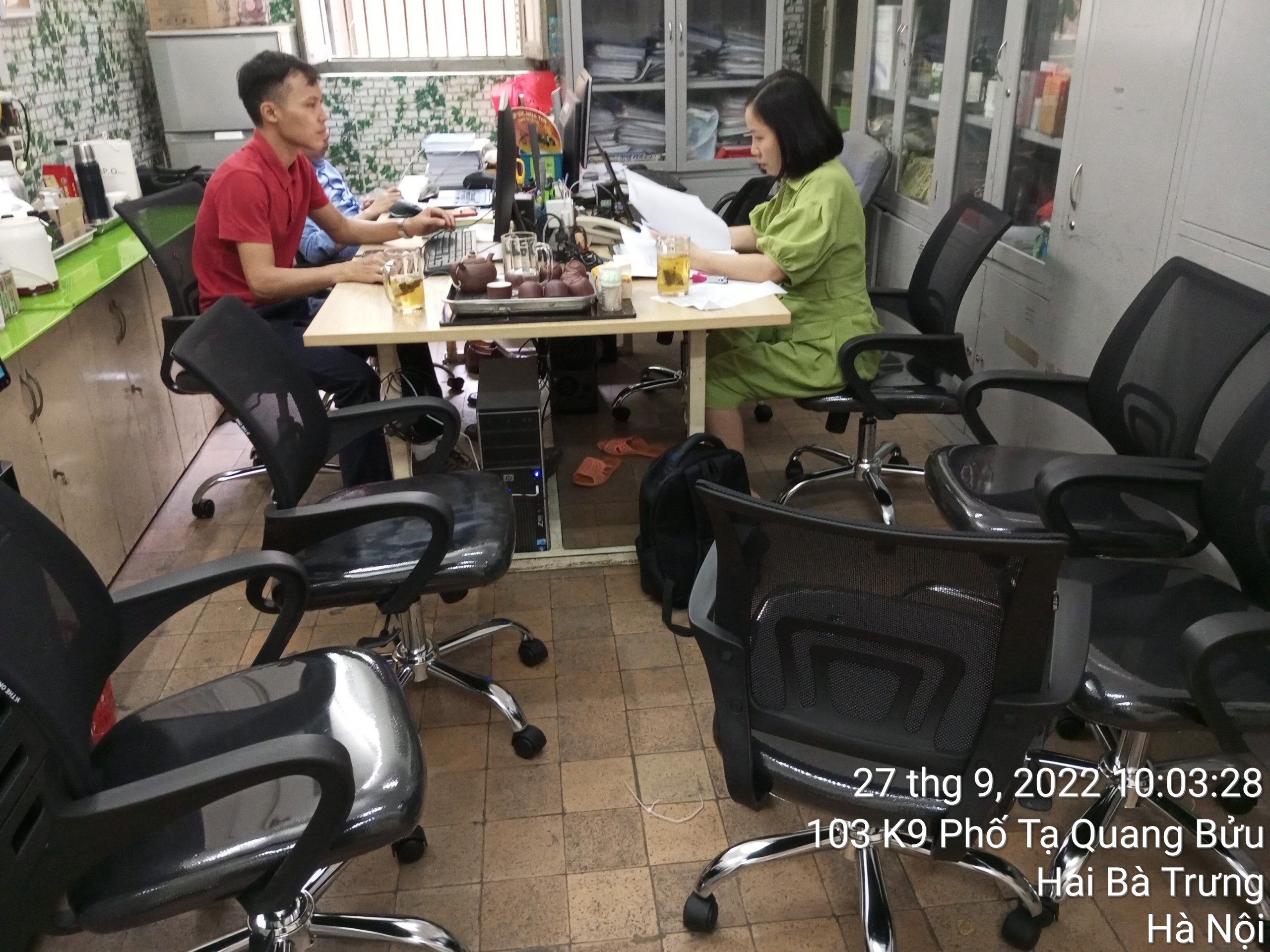 H&igrave;nh ảnh thực tế ghế lưới H&ograve;a Ph&aacute;t GL113