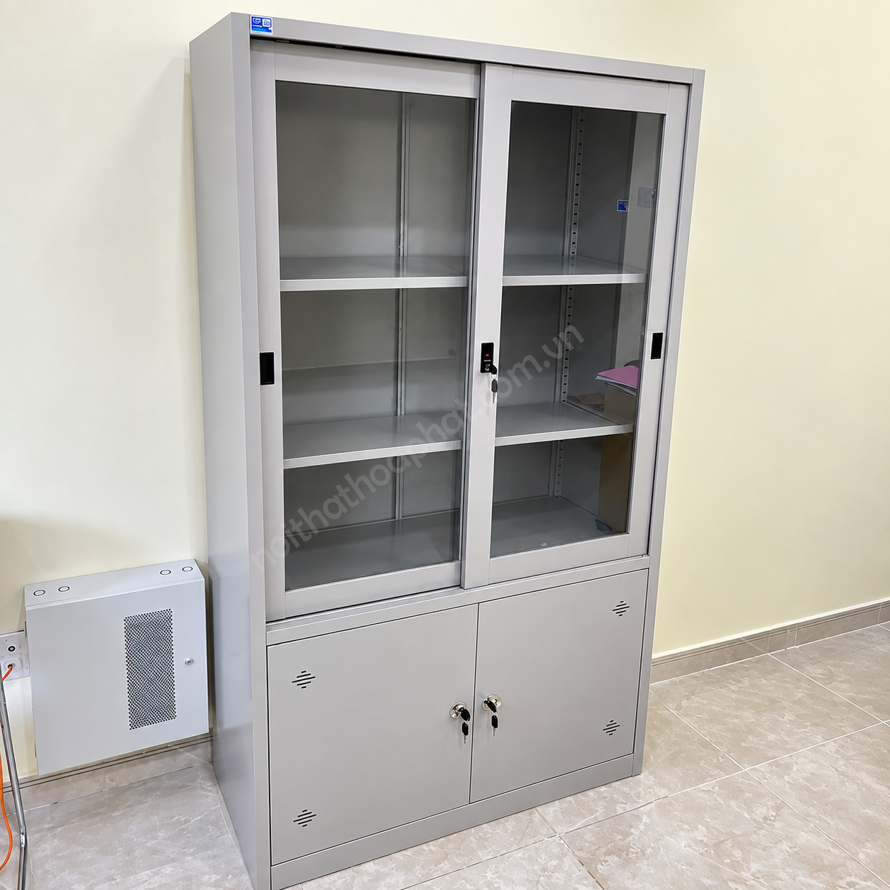 Tủ hồ sơ sắt H&ograve;a Ph&aacute;t TU09K3GCK lưu trữ t&agrave;i liệu văn ph&ograve;ng