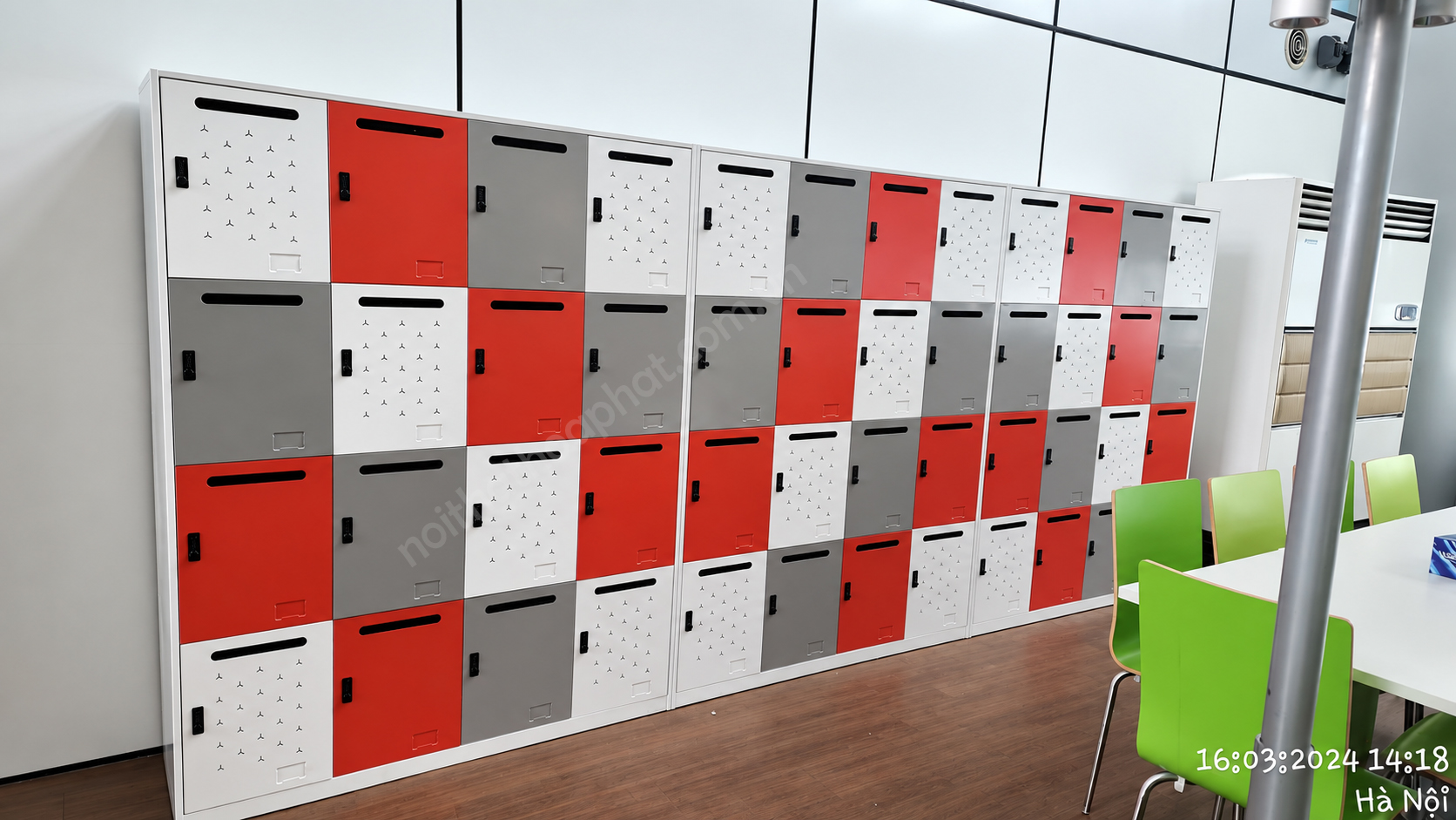Tủ locker 16 ngăn TU984-4KS H&ograve;a Ph&aacute;t