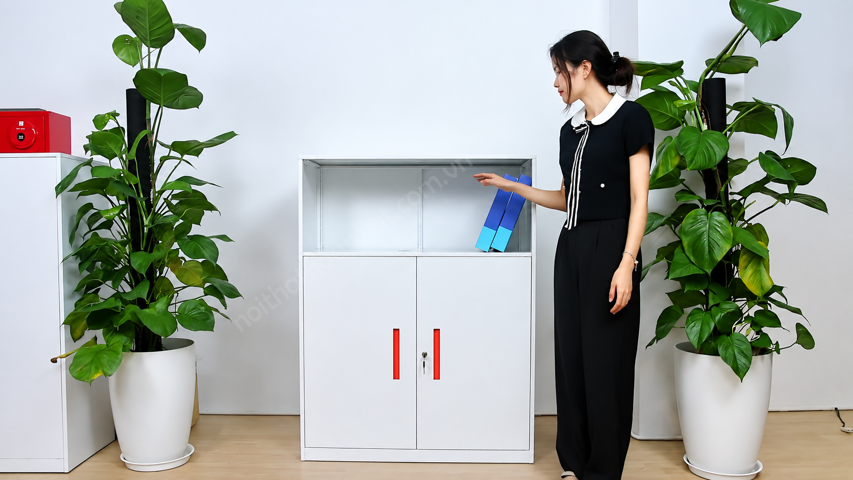 Tủ hồ sơ sắt TU12AD Hòa Phát màu trắng