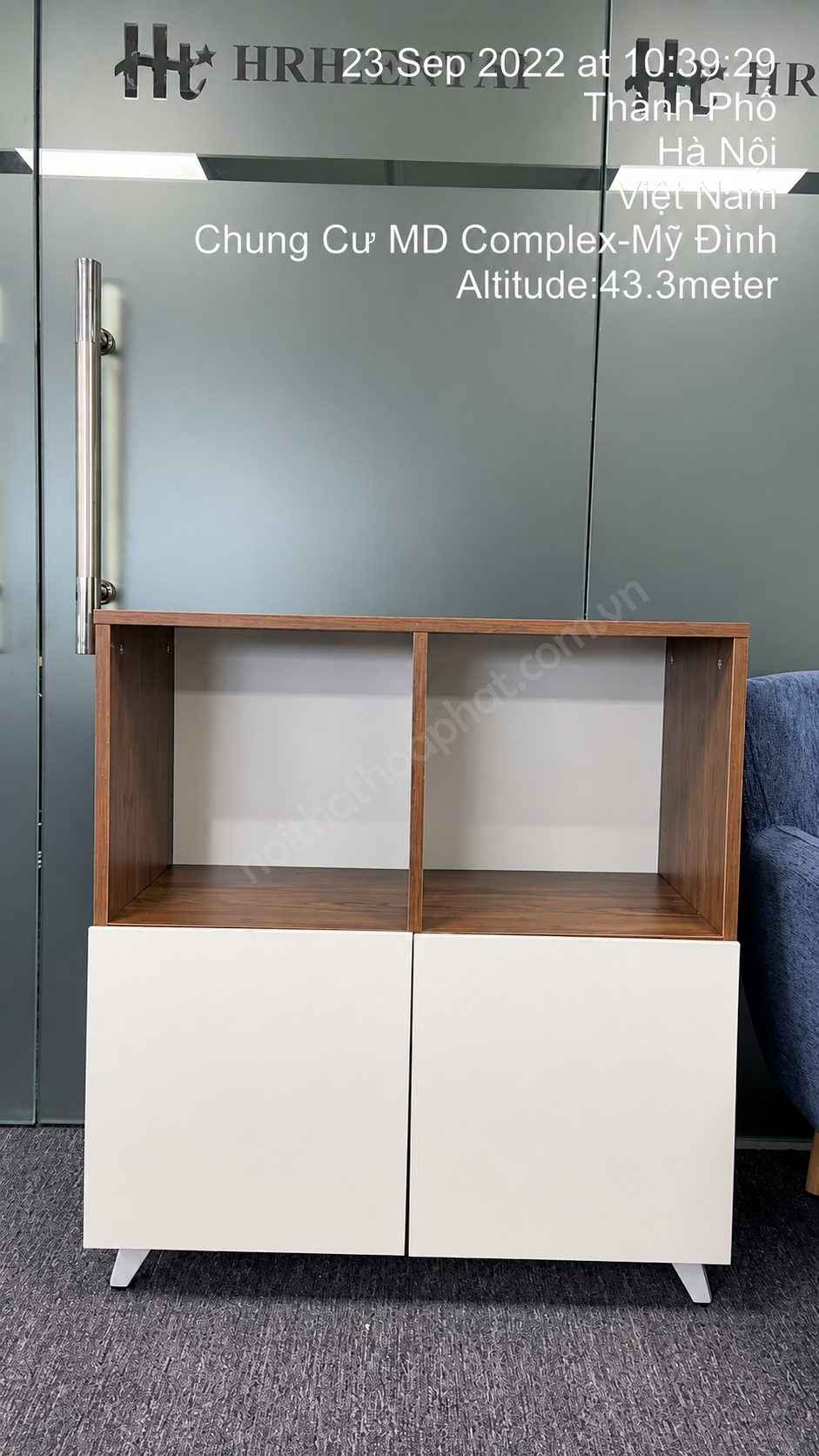 Tủ LUX880-2T1 thiết kế 2 &ocirc; tho&aacute;ng 2 c&aacute;nh mở