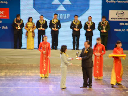 hoa_phat_duoc_cong_nhan_thuong_hieu_quoc_gia.jpg hoa_phat_duoc_cong_nhan_thuong_hieu_quoc_gia.jpg